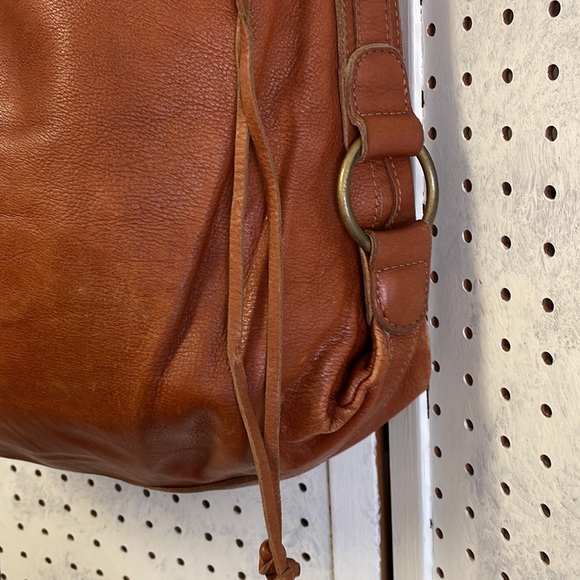 Banana Republic leather - Picture 6 of 13